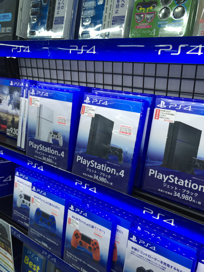 PS4コントローラー